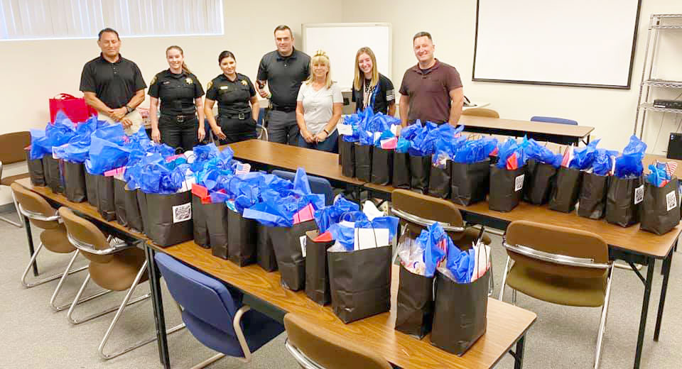 Arbuckle Lighthouse Reaches Out to Law Enforcement